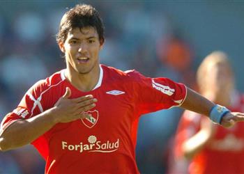 رئيس إنديبندينتي نريد استعادة أجويرو بعد رحيله عن مانشستر سيتي