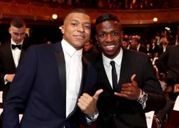 ريال مدريد يحسم موقفه من رحيل فينيسيوس ضمن صفقة مبابي