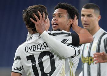 يوفنتوس يعاقب ثلاثي الفريق بسبب حفل خاص