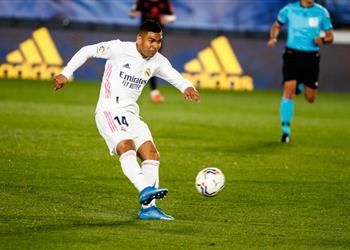 كاسيميرو عن مواجهتي ليفربول وبرشلونة سنقاتل للتتويج بـ دوري الأبطال والليجا