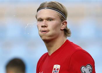 ليفربول يستغل كلمات هالاند للتعاقد معه في الصيف