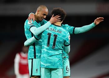 بمشاركة النني فيديو محمد صلاح ي سجل في فوز ليفربول على آرسنال بثلاثية في الدوري الإنجليزي