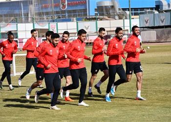 مران الأهلي علي معلول يعود للقاهرة ويستكمل برنامجه العلاجي وموسيماني يجتمع مع اللاعبين