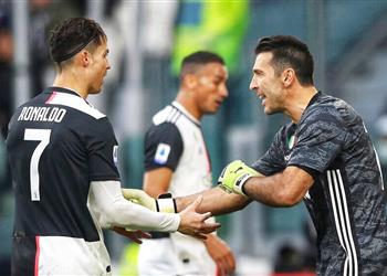 تشكيل يوفنتوس أمام نابولي بوفون أساسي ا ورونالدو وموراتا يقودان الهجوم