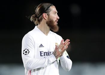 لاعب ريال مدريد السابق يوجه نصيحة لـ راموس بشأن مستقبله