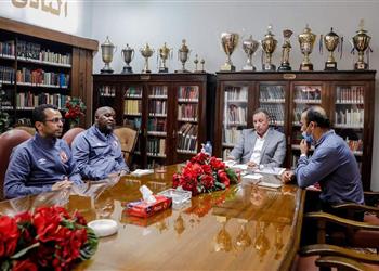 الخطيب يجتمع مع موسيماني في حضور سيد عبد الحفيظ