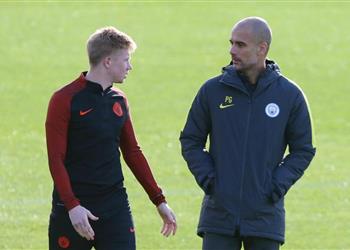 جوارديولا تمديد عقد دي بروين مع مانشستر سيتي رائع كان بإمكانه الرحيل واختارنا