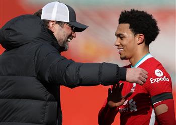 كلوب بعد فوز ليفربول على أستون فيلا لم أكن بحاجة لرفع صوتي بين الشوطين