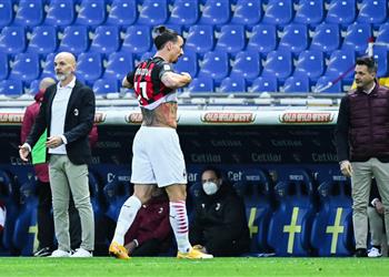 فيديو ميلان يهزم بارما بثلاثية في ليلة طرد إبراهيموفيتش