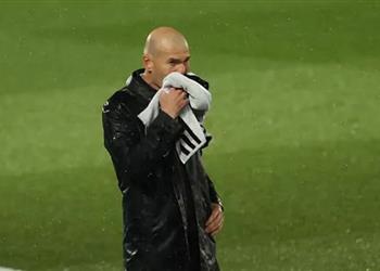 زيدان عن غضب كومان الحكم لم يحتسب ركلة جزاء لبرشلونة لأنها ليست كذلك