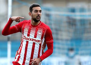 رأسية متقنة فيديو أحمد كوكا يواصل التألق وي سجل هدف تعادل أولمبياكوس أمام باناثينايكوس