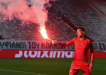 بيدرو مارتينيز المدرب مدرب برتغالي