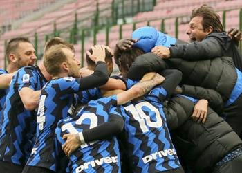 كونتي عن قبلته لـ حكيمي مستعد لإلقاء نفسي في النار من أجل لاعبي فريقي