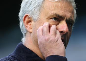 تقارير توضح موقف توتنهام من إقالة مورينيو