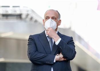 تيباس علينا النظر لإعادة الجماهير إلى ملاعب الدوري الإسباني هذا الموسم