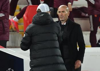 زيدان سيطرنا على العاصفة أمام ليفربول وريال مدريد على قيد الحياة