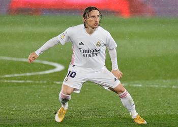 آس ريال مدريد يتوصل لاتفاق مع مودريتش لتجديد عقده ويتبقى الإعلان الرسمي