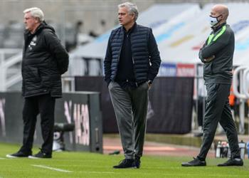 مورينيو عن تذبذب مستوى توتنهام أعلم السبب ولن أتحدث عنه في وسائل الإعلام