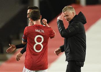 سولشاير يوضح سبب استبدال بوجبا أمام غرناطة ويعلق على مواجهة روما المرتقبة