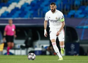 ماركا بنزيما يقترب من تجديد عقده مع ريال مدريد