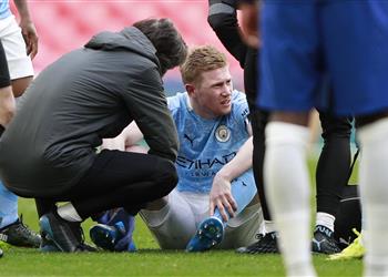 فيديو الإصابة ت جبر دي بروين على مغادرة مباراة مانشستر سيتي وتشيلسي