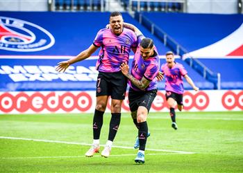 بالفيديو باريس سان جيرمان يحقق فوز ا مجنون ا على سانت إيتيان في الدوري الفرنسي