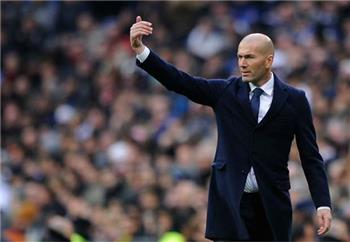 مؤتمر_زيدان سعيد بأداء لاعبي الريال ولقاء ليجيا وارسو سيكون متكافئ وينتقد هجوم رئيس فرنسا على بنزيما