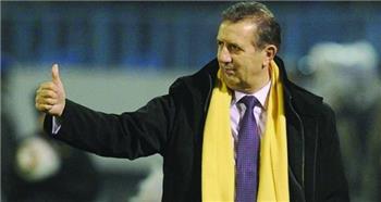 ليكنز يعود لقيادة محاربو الصحراء