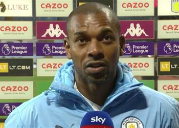 فرناندينيو اقتربنا أكثر من لقب الدوري الإنجليزي وأشعر بالأسف تجاه ستونز