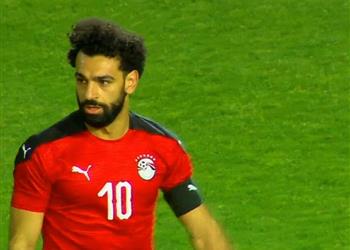 خاص شوقي غريب يمنح محمد صلاح شارة قيادة منتخب مصر في الأولمبياد على حساب رمضان صبحي