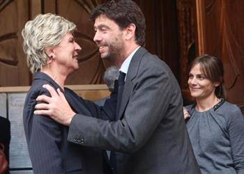 إيفيلينا كريستيلين توضح موقفها من خلافة إنييلي في رئاسة يوفنتوس