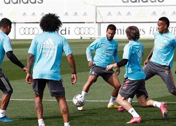 قائمة ريال مدريد لمباراة ريال بيتيس عودة هازارد ومودريتش