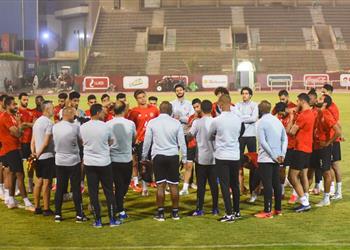 مران الأهلي مشاركة كريم نيدفيد بعد غياب عامين وراحة لـ أيمن أشرف