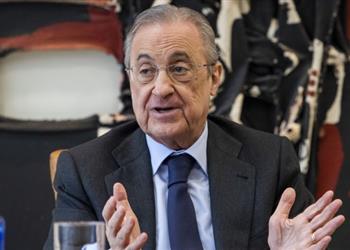 بيريز يواصل الدفاع كرة القدم تنهار والسوبر ليج الحل المثالي