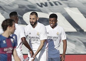 تشكيل ريال مدريد أمام ريال بيتيس رودريجو وبنزيما في الهجوم وهازارد بديل ا