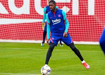 رغم اهتمام يوفنتوس برشلونة يرفض بيع ديمبلي ويتمسك بتجديد عقده