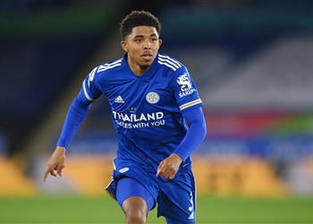 مدافع ليستر سيتي عن إيقاف مباراة كريستال بالاس للسماح له بالإفطار هذا ما يجعل كرة القدم رائعة