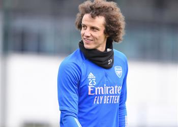 ديفيد لويز يشارك في تدريبات آرسنال قبل مواجهة فياريال