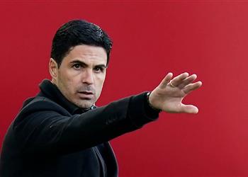 أرتيتا يكشف موقف أوباميانج ولاكازيت من مواجهة فياريال