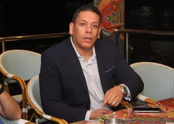 مدرب يد الأهلي محمود الخطيب أعاد الثقة لنا بعد خسارة الدوري