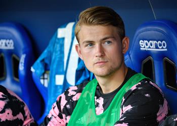 دي ليخت يوفنتوس هدفه الآن المركز الثاني في الدوري الإيطالي