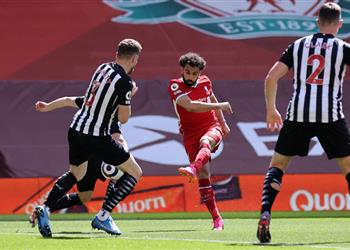 مستشهد ا بـ سواريز إنريكي ليفربول لن يسمح برحيل محمد صلاح