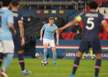 فييري مانشستر سيتي كان محظوظ ا وباريس سان جيرمان قادر على الفوز في الإياب