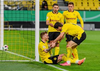 بوروسيا دورتموند يكتسح هولشتاين كيل بخماسية ويتأهل لمواجهة لايبزيج في نهائي كأس ألمانيا