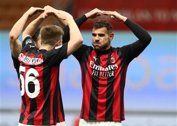 فيديو ميلان يهزم بينفينتو ويصعد لوصافة الكالتشيو في صراع المراكز المؤهلة لدوري الأبطال