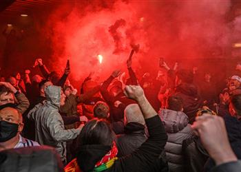 رسمي ا تأجيل مباراة مانشستر يونايتد وليفربول لأجل غير مسمى