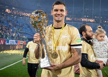 لوفرين يحقق لقب الدوري الروسي مع زينيت سان بطرسبرج