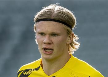 بوروسيا دورتموند يؤكد هالاند لن يرحل في الصيف