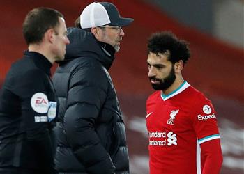 بسبب محمد صلاح أزمة لـ كلوب في ليفربول قبل الموسم الجديد