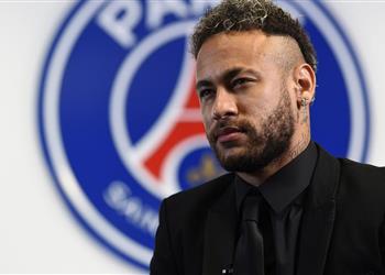 أول تعليق من نيمار بعد تمديد عقده مع باريس سان جيرمان